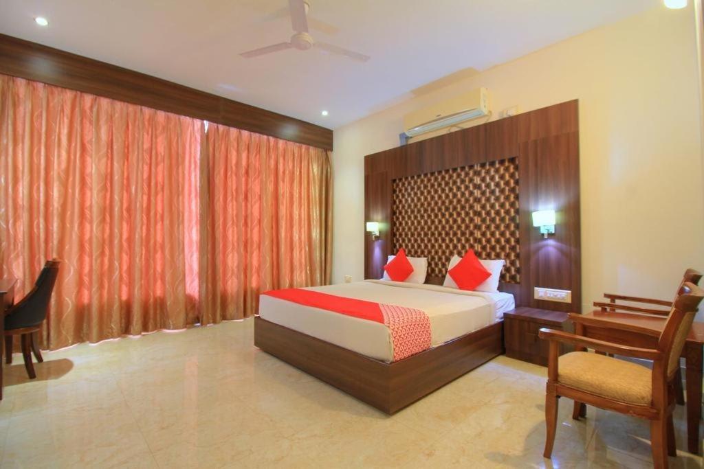 Villa Grand Milestone Mysore Esterno foto